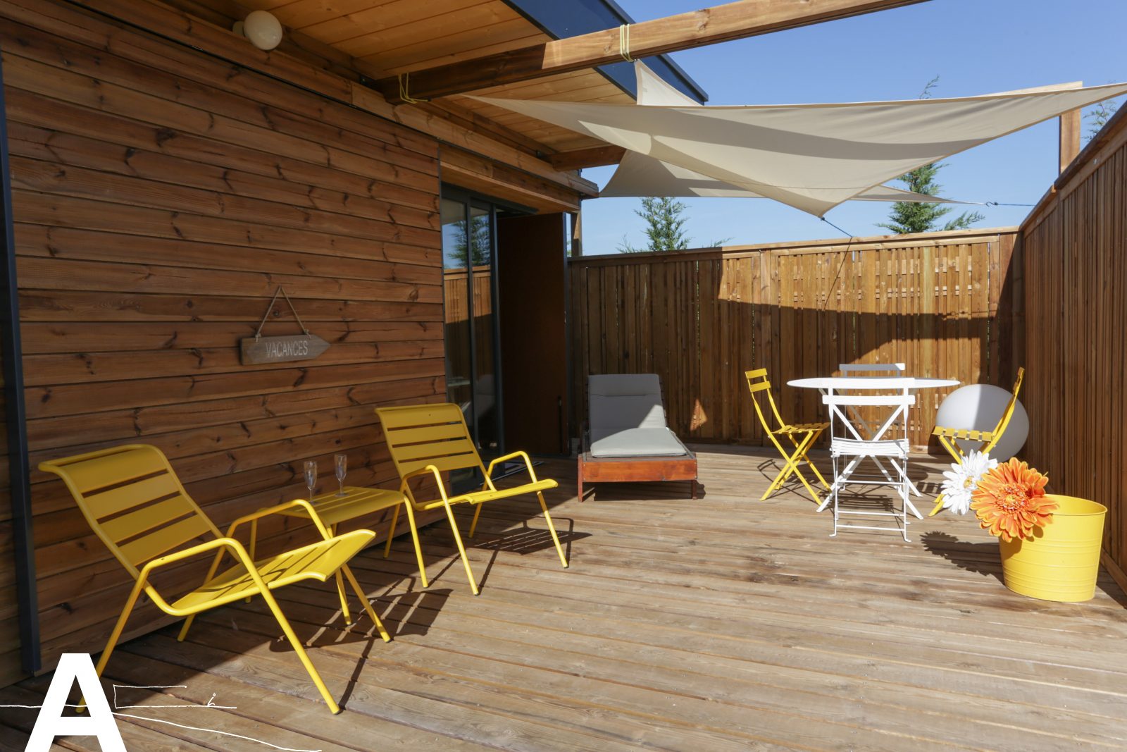The Magnificent Five : domain of eco-lodges near Saint ...