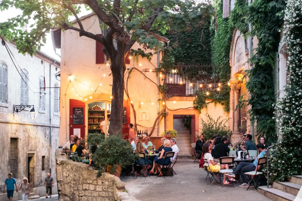 l-epicerie-du-cloitre-arles