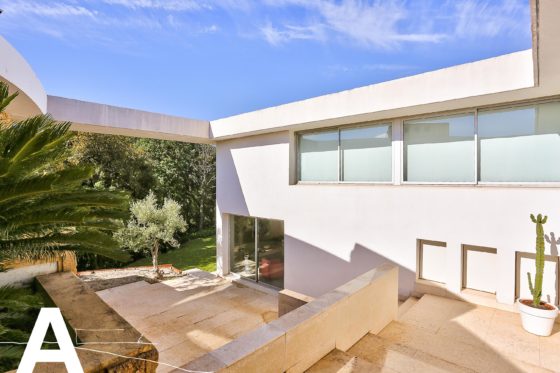 buy-sell-architect-house-real-estate-nimes-real-estate-les-archineurs-immobilier-insolite