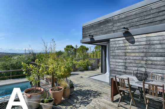 achat-vente-maison-bois-d-architecte-a-basse-consommation-d-energie-uzes-immobilier-insolite-les-archineurs