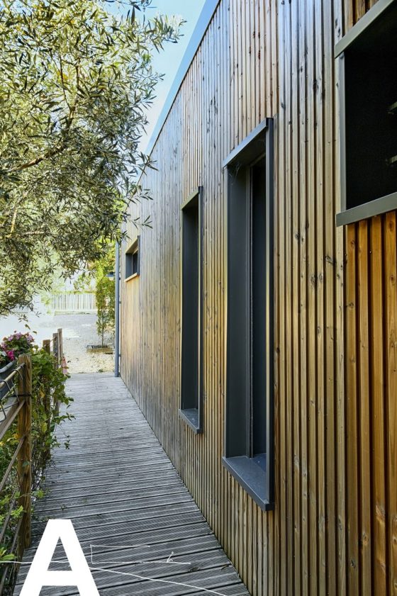 achat-vente-maison-bois-d-architecte-a-basse-consommation-d-energie-uzes-immobilier-insolite-les-archineurs