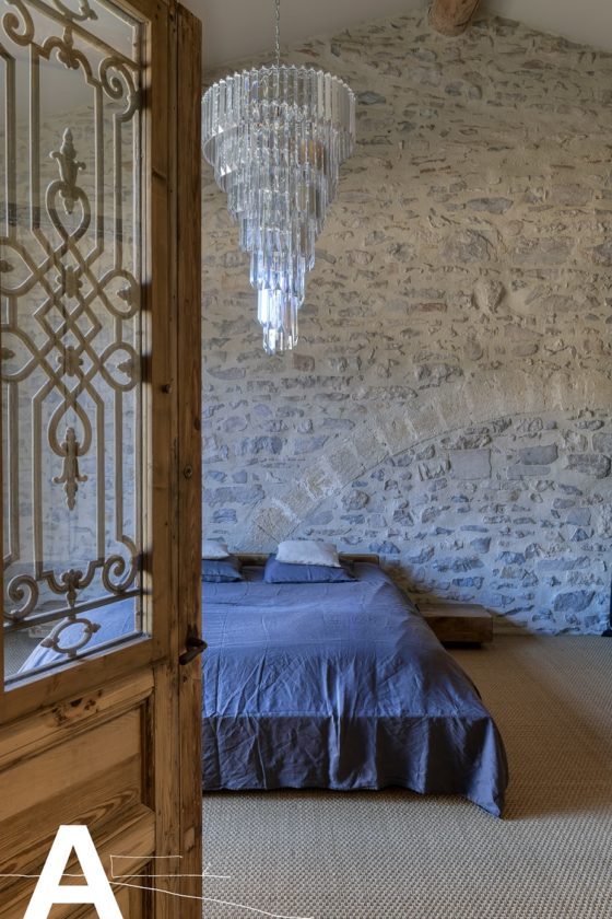 buy-sell-stone-house-real-estate-nimes-real-estate-les-archineurs