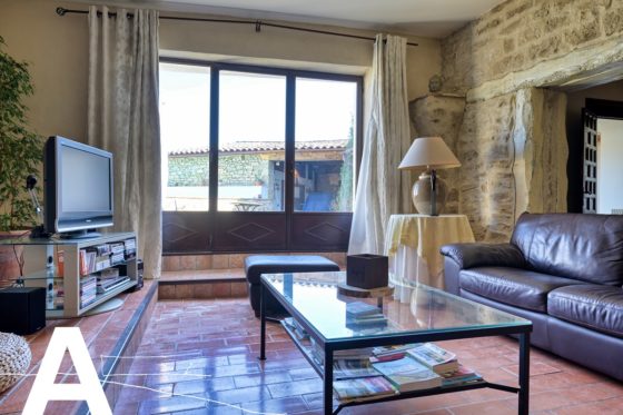 achat-vente-prieuré-rénové-immobilier-calvisson-gard-les-archineurs-immobilier-insolite
