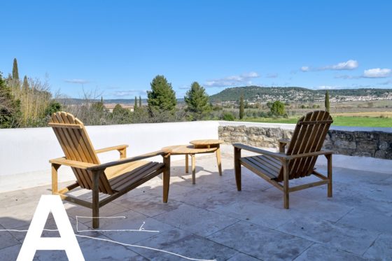 achat-vente-prieuré-rénové-immobilier-calvisson-gard-les-archineurs-immobilier-insolite