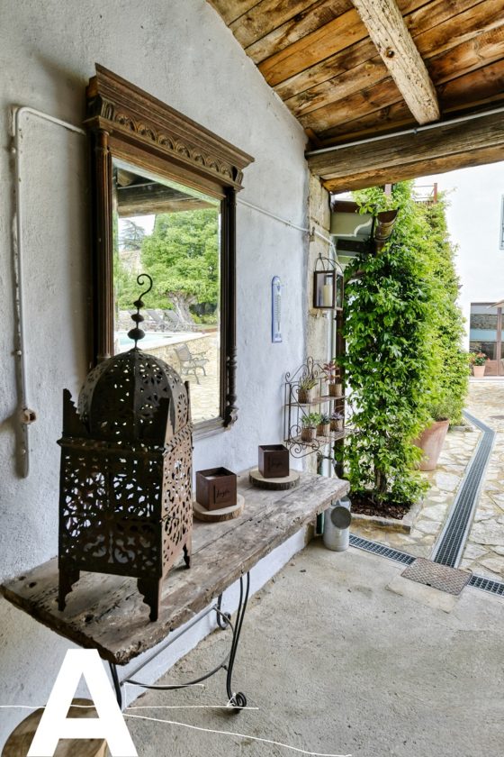achat-vente-prieuré-rénové-immobilier-calvisson-gard-les-archineurs-immobilier-insolite