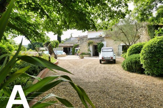 achat-vente-prieuré-rénové-immobilier-calvisson-gard-les-archineurs-immobilier-insolite