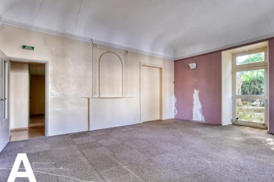 achat-vente-appartement-avec-extérieur-jardinet-à-rénove-nimes-gard-les-archineurs-immobilier-insolite