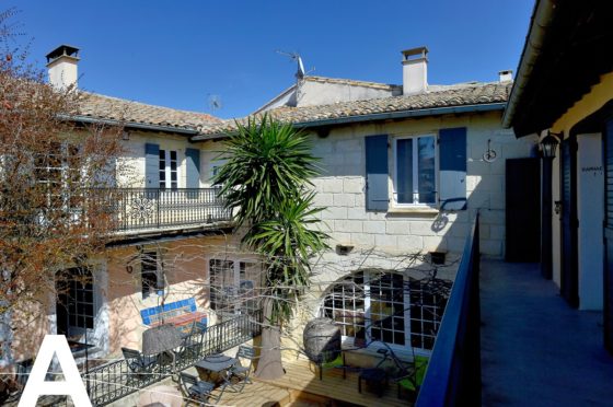 buy-sell-house-to-update-real-estate-nimes-sommieres-real-estate-les-archineurs